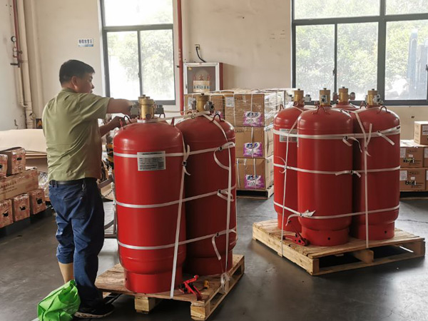 念海消防为浙江天润包装提供七氟丙烷钢瓶检测服务